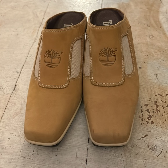 Timberland women’s shoes. Size 6 - Picture 6 of 6